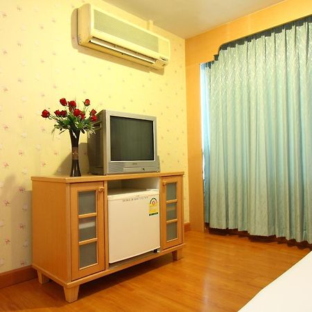Silom Avenue Inn Μπανγκόκ Εξωτερικό φωτογραφία