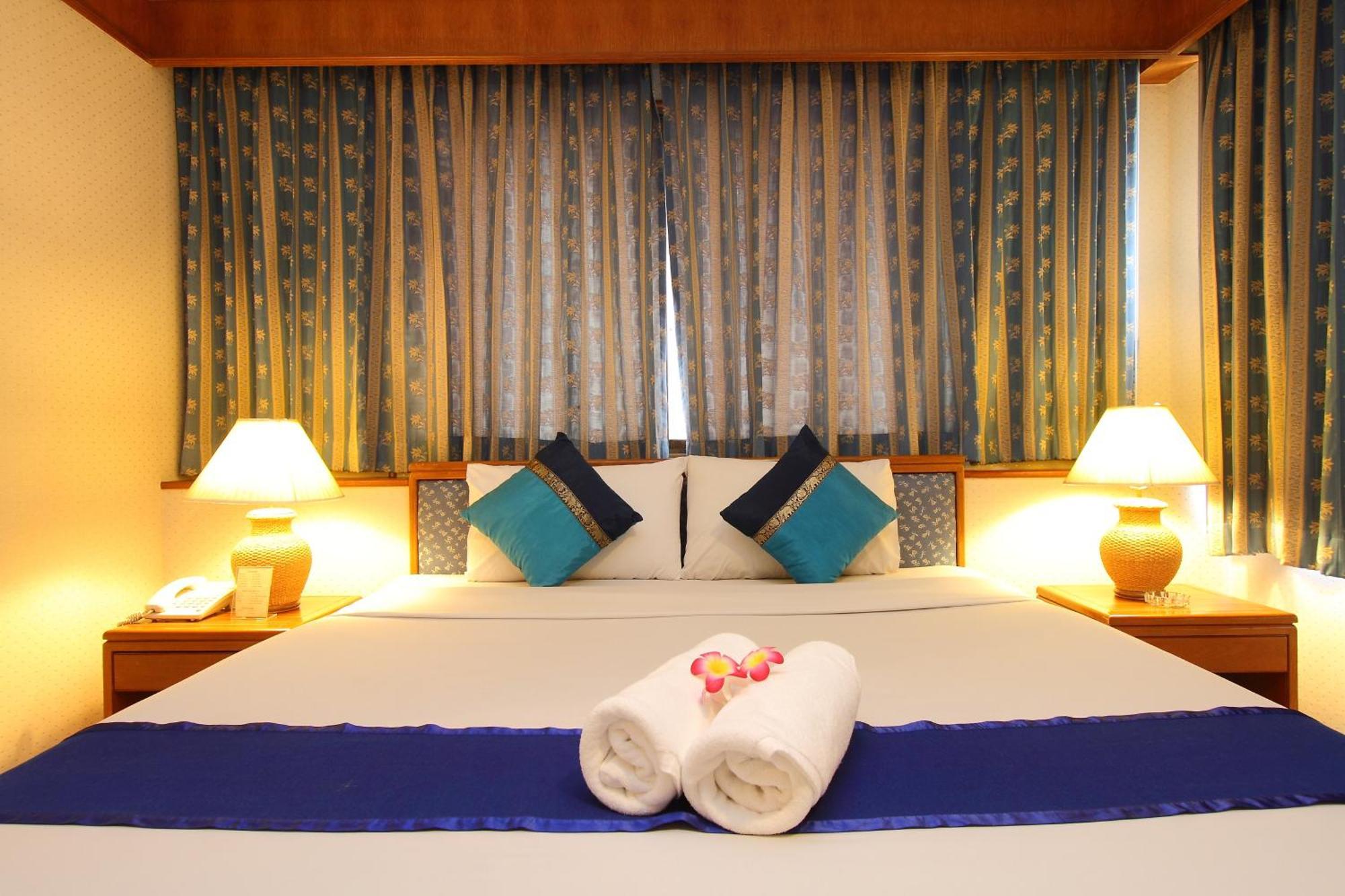 Silom Avenue Inn Μπανγκόκ Εξωτερικό φωτογραφία
